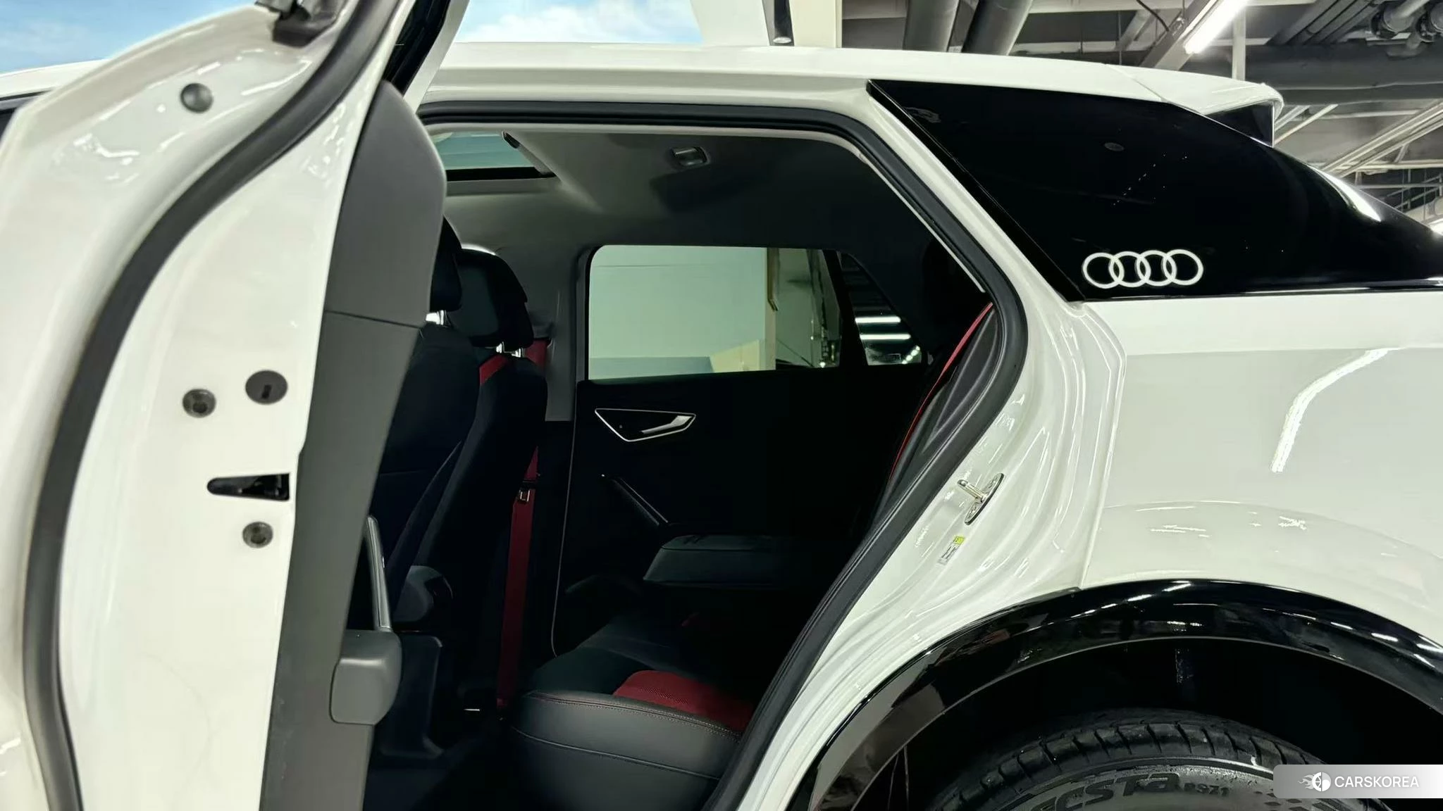 Audi Q2L id 4498665 из Китая 7