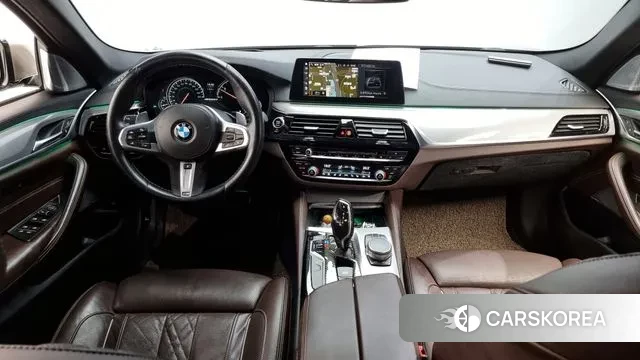 BMW 5 Series (G30) id 3362911 из Кореи 17