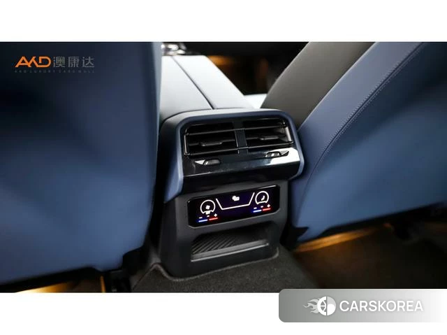 BMW 5 series 2024 Красный из Китая, фото 6