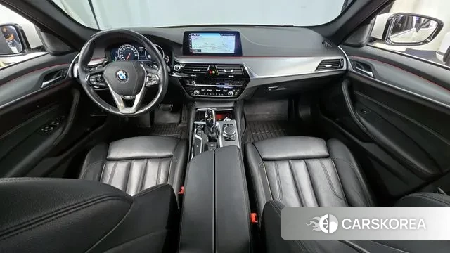 BMW 5 Series (G30) id 3055815 из Кореи 17