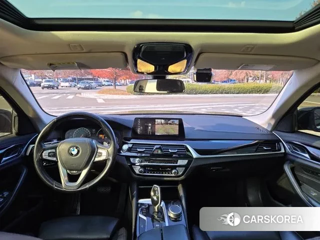 BMW 5 Series (G30) id 3399218 из Кореи 14