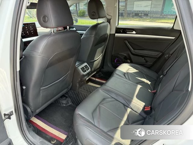 Volkswagen Lavida id 4274778 из Китая 11