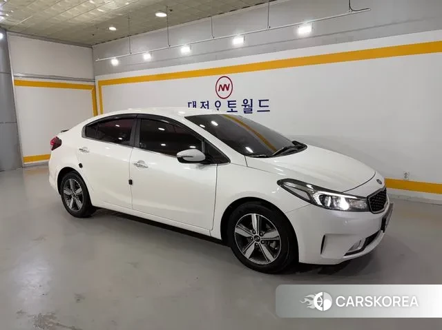 Kia The New K3 id 3408268 из Кореи 17