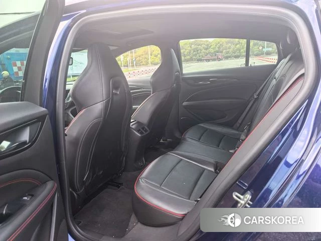 Buick Regal id 4241775 из Китая 8
