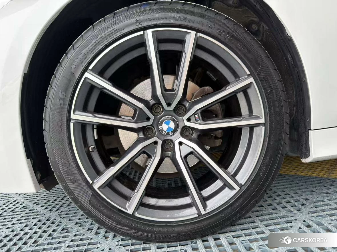 BMW 3 series id 4473849 из Китая 21