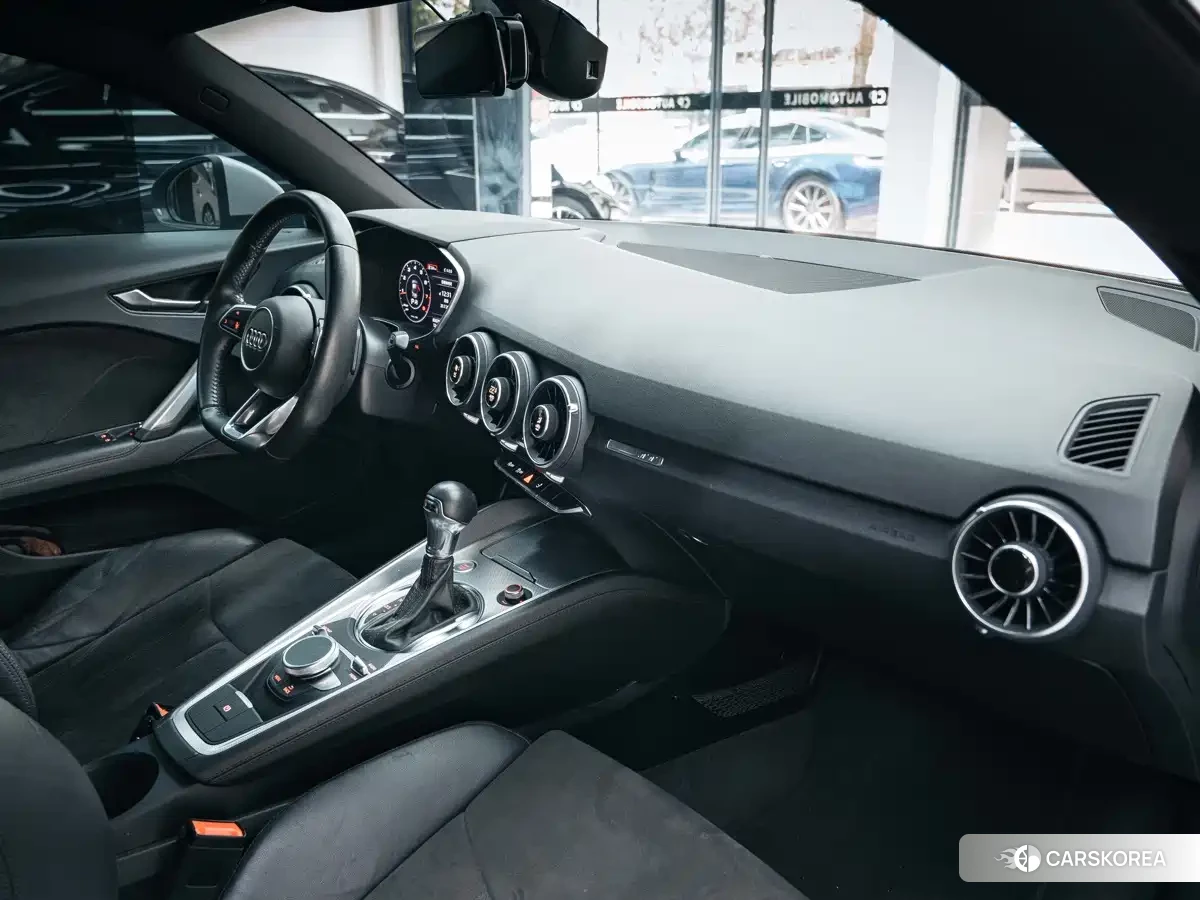 Audi TT id 4655032 из Китая 18