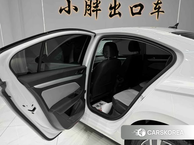 Volkswagen Bora id 4256478 из Китая 19