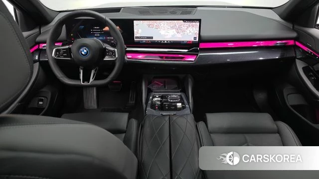 BMW 5 Series (G60) id 4724929 из Кореи 17