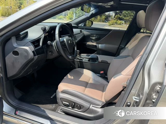 Lexus ES id 4365815 из Китая 11