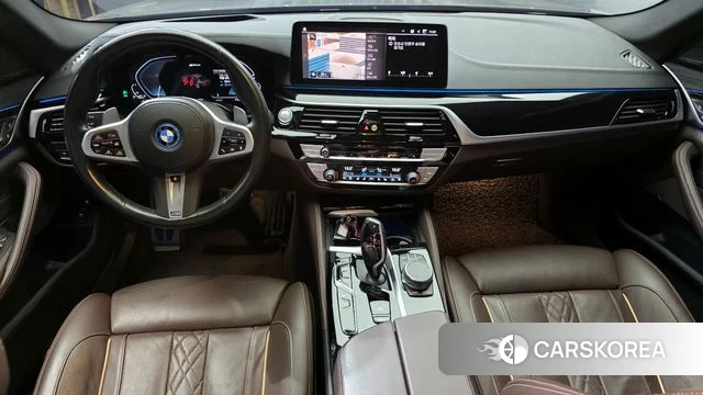 BMW 5 Series (G30) id 3910455 из Кореи 17