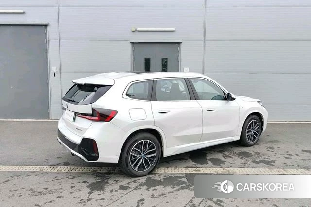 BMW iX1 id 4300246 из Китая 8