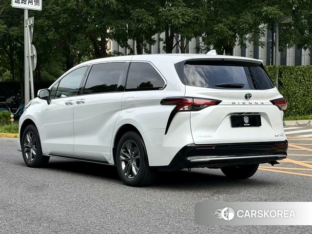 Toyota Saina id 4359585 из Китая 11