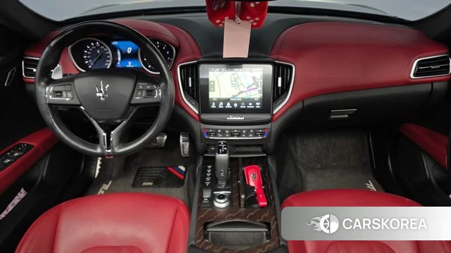 Maserati Ghibli id 4662346 из Кореи 17