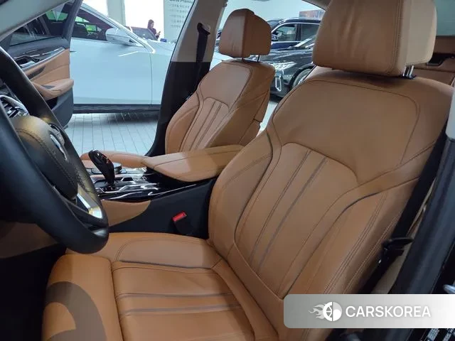 BMW 5 Series (G30) id 3022383 из Кореи 17