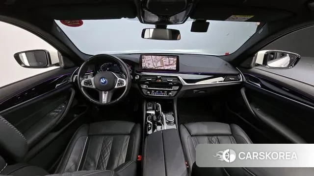 BMW 5 Series (G30) id 3020899 из Кореи 17