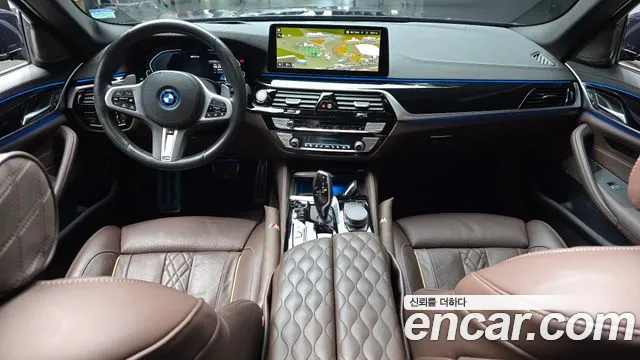 BMW 5 Series (G30) id 2801004 из Кореи 17