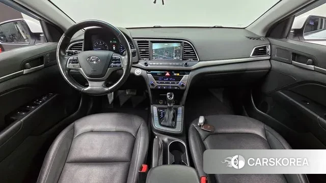 Hyundai Avante AD id 3034342 из Кореи 17