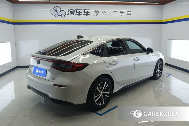 Honda Civic id 4215107 из Китая 14