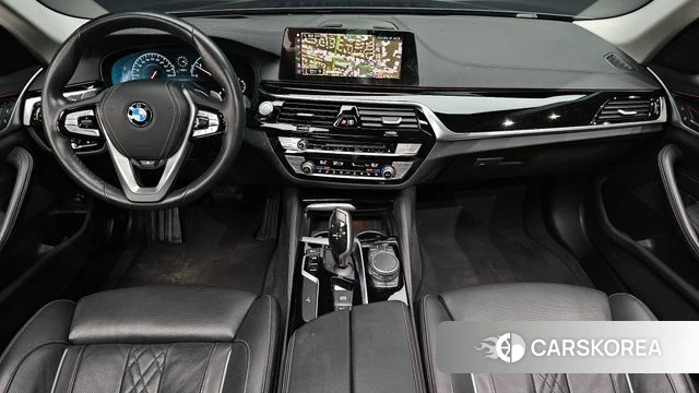 BMW 5 Series (G30) id 4384437 из Кореи 29
