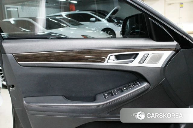 Genesis G80 id 3853423 из Кореи 17