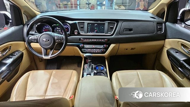 Kia The New Carnival id 3905557 из Кореи 17