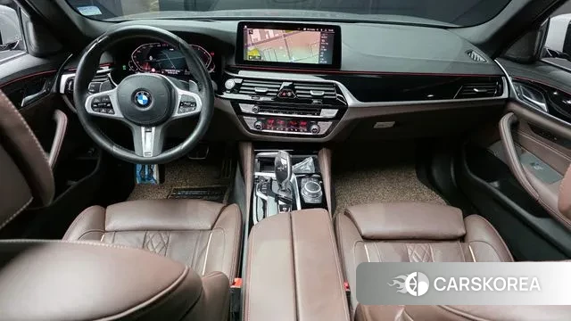 BMW 5 Series (G30) id 3586524 из Кореи 17