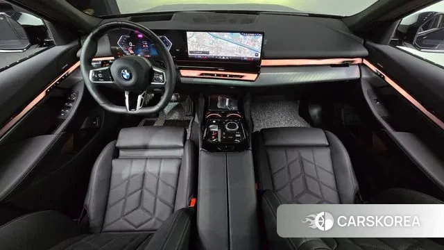 BMW 5 Series (G60) id 3585519 из Кореи 17