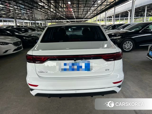 Geely Automobile Emgrand id 4198858 из Китая 7