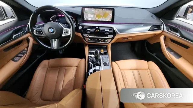 BMW 5 Series (G30) id 3212604 из Кореи 17