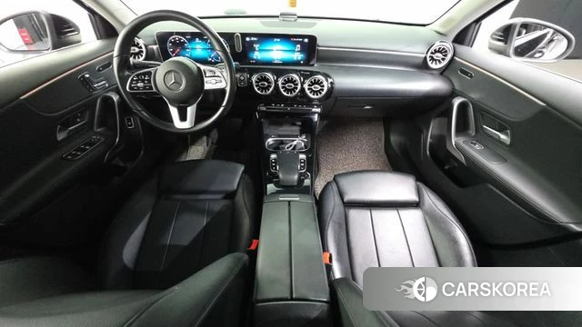 Mercedes-Benz A-Class W177 id 4250741 из Кореи 28