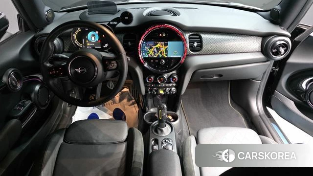 Mini Cooper Electric id 4350018 из Кореи 17