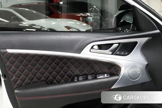 Genesis G70 id 3661382 из Кореи 17