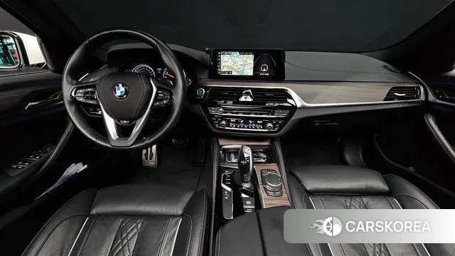 BMW 5 Series (G30) id 3622653 из Кореи 17