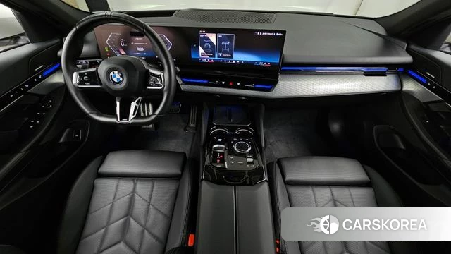 BMW 5 Series (G60) id 4871126 из Кореи 32