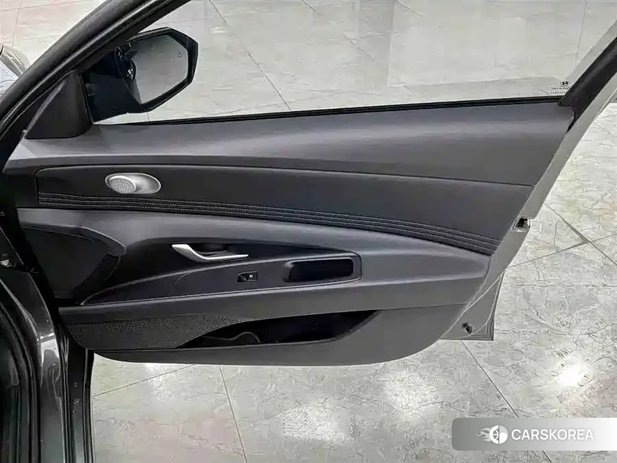 Hyundai Elantra id 4680510 из Китая 13