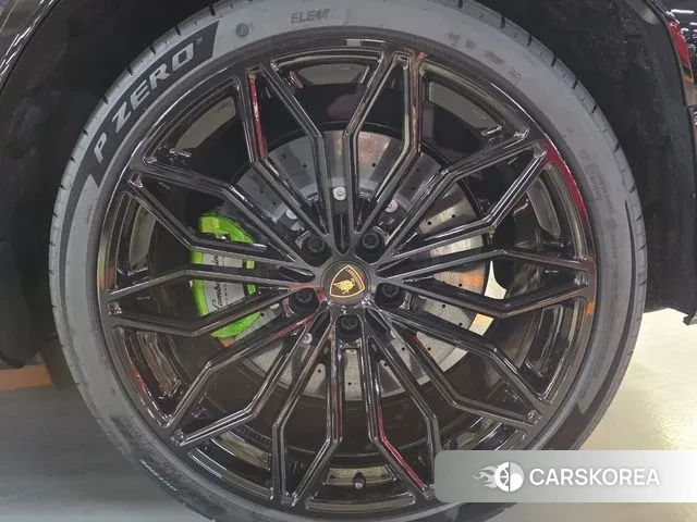 Lamborghini Urus id 3341144 из Кореи 13