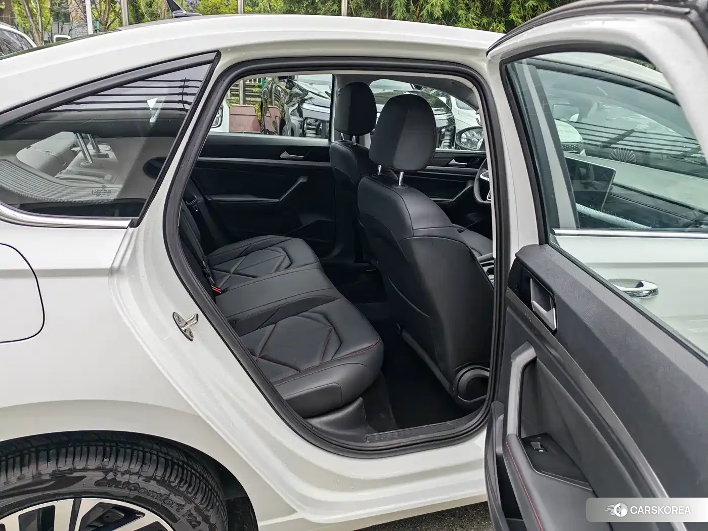 Volkswagen Lavida id 4565354 из Китая 16