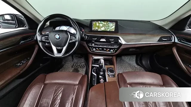 BMW 5 Series (G30) id 3469946 из Кореи 17