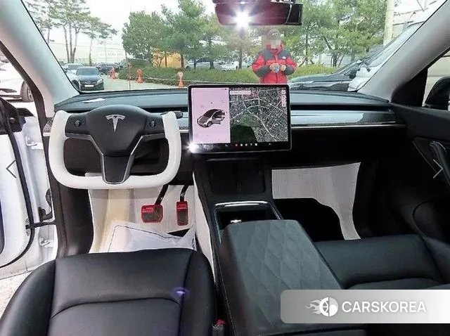 Tesla Model Y id 3438594 из Кореи 17