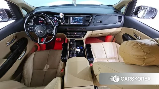 Kia The New Carnival id 3238977 из Кореи 17