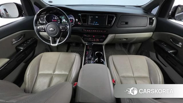 Kia The New Carnival id 4246007 из Кореи 17