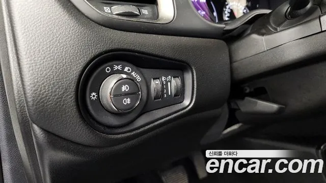 Jeep Renegade id 2586466 из Кореи 17