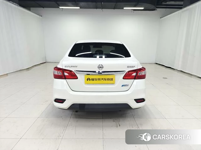 Nissan Xuan Yi id 3890701 из Китая 17