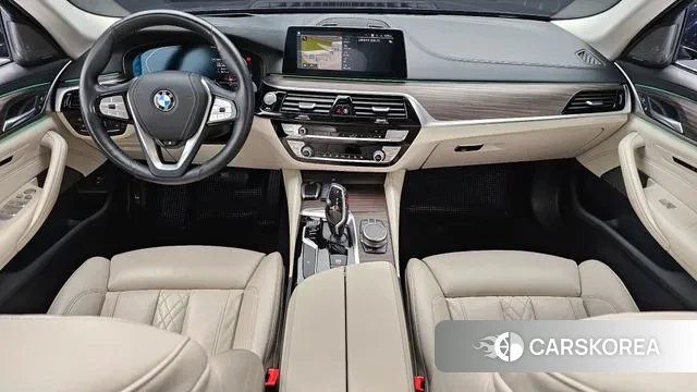 BMW 5 Series (G30) id 3362369 из Кореи 17