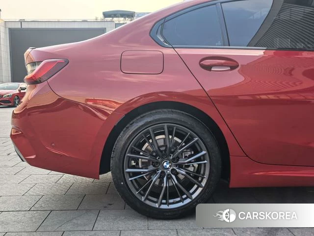 BMW 3 series id 4265568 из Китая 22