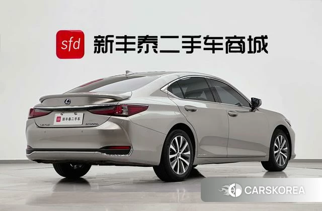Lexus ES id 4291492 из Китая 28