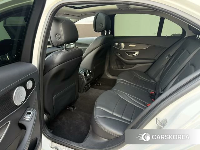 Mercedes-Benz Class C id 4359438 из Китая 13
