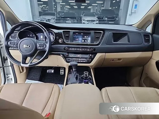 Kia The New Carnival id 3489855 из Кореи 17