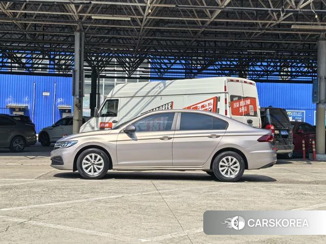 Volkswagen Bora id 4271103 из Китая 8