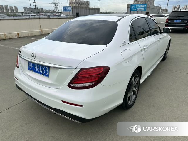 Mercedes-Benz E-class id 4241740 из Китая 17